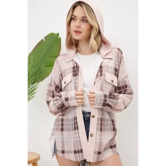 Pink Plaid Hooded Button-Up Shacket – Soft & Cozy-NWT Med & Large - Picture 3 of 4
